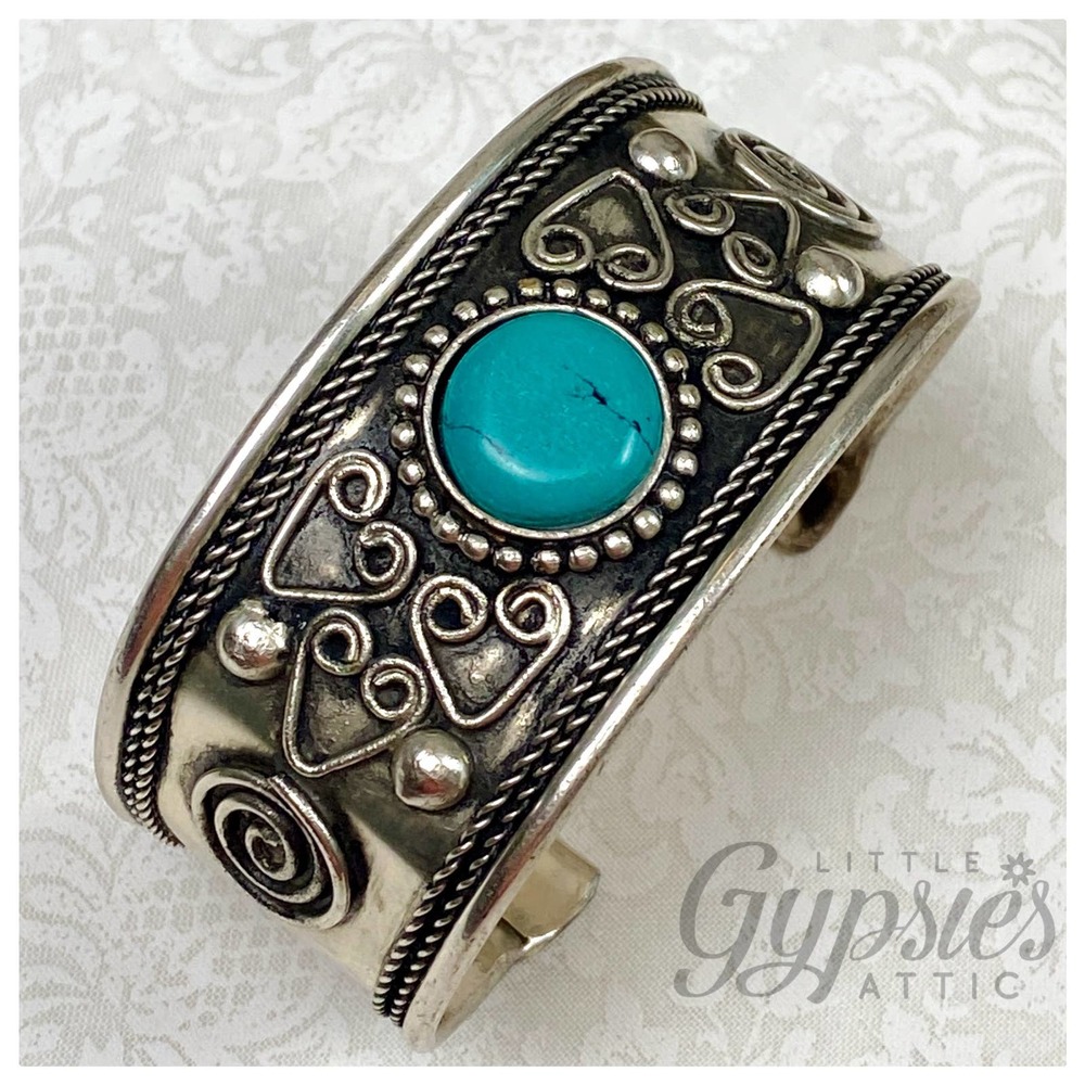 Turquoise Statement Ring and Bracelet Combo - Picture 5 of 12